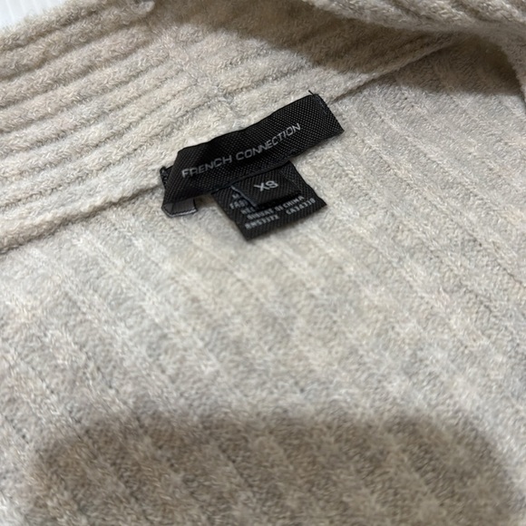 FRENCH CONNECTION | Oversized Babysoft Button Front Long Sleeve Sweater Dress - Picture 9 of 11